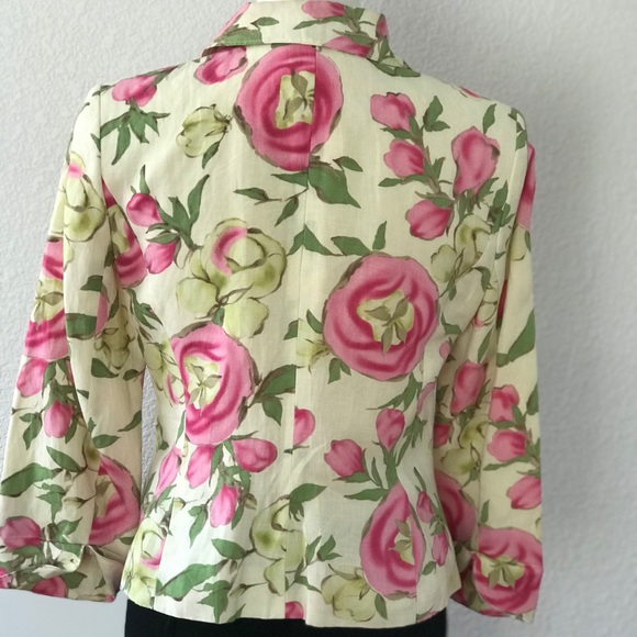 Jacket - Picture 7 of 8